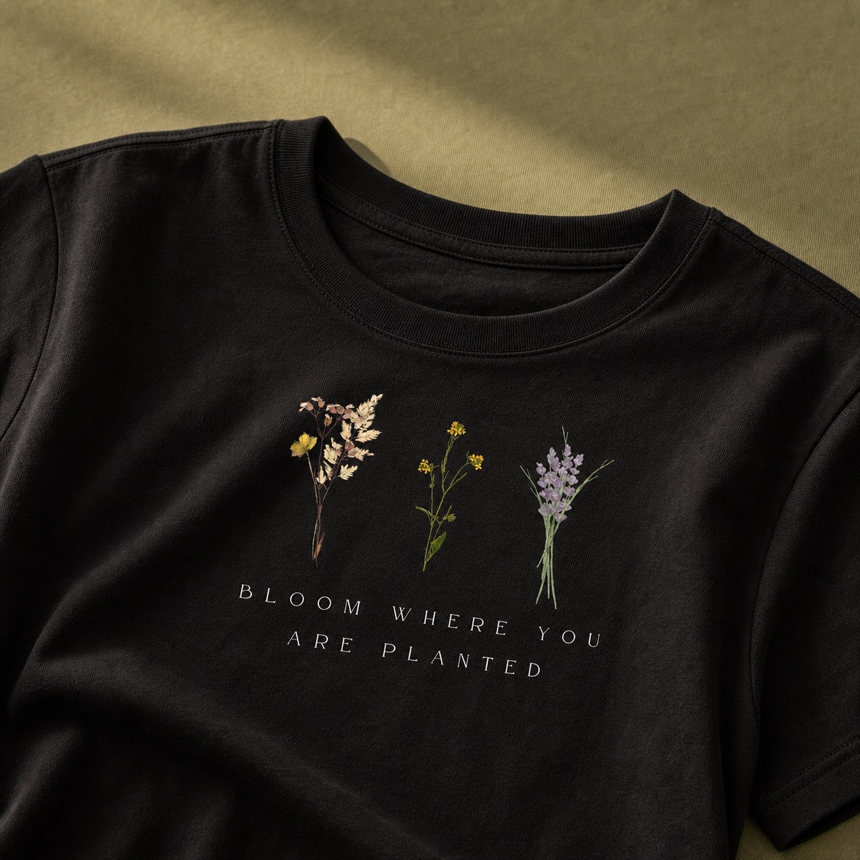 Detalle de la camiseta Bloom